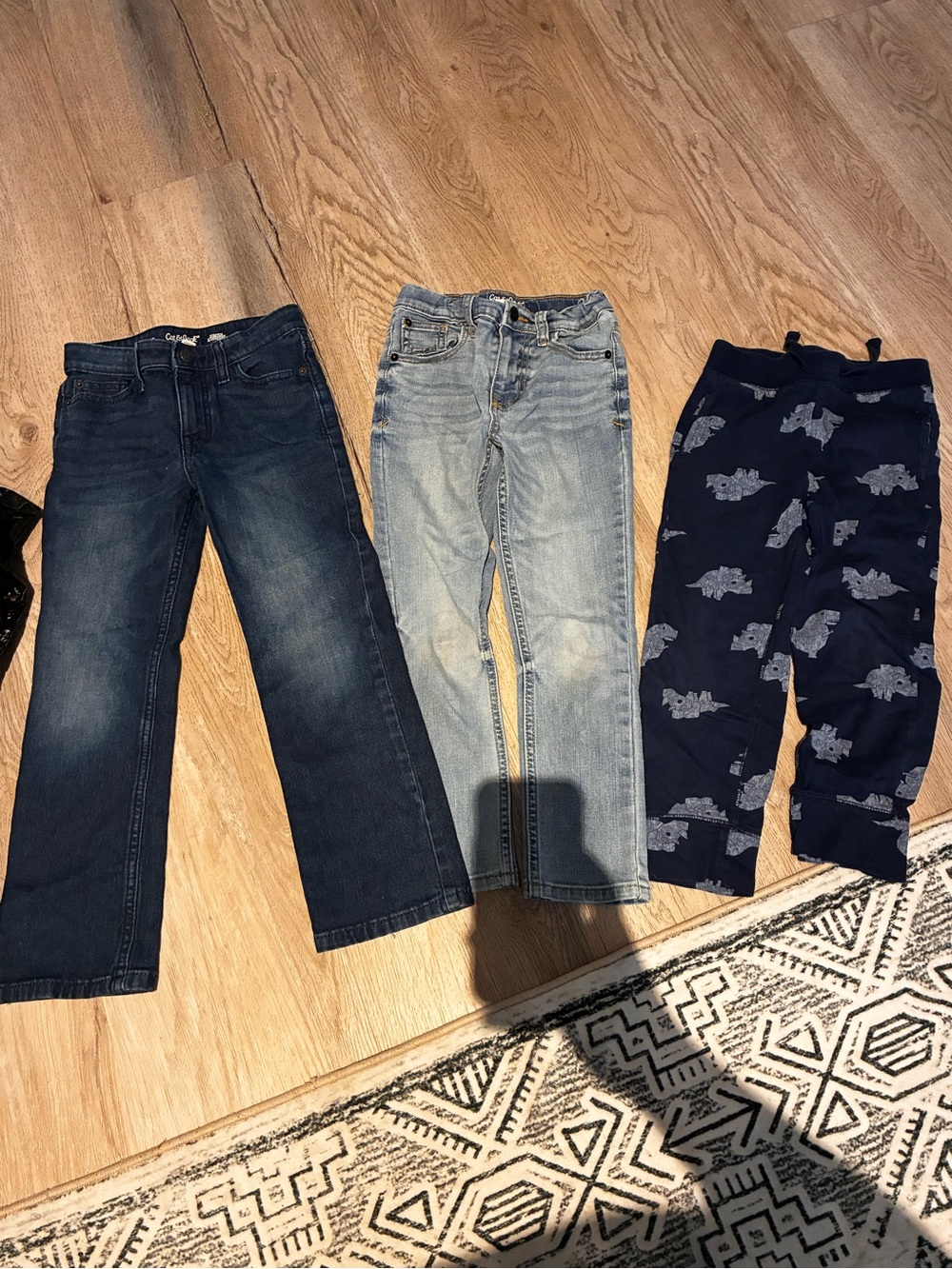 2 Cat & Jack jeans and old Navy Dino Print Joggers Bundle